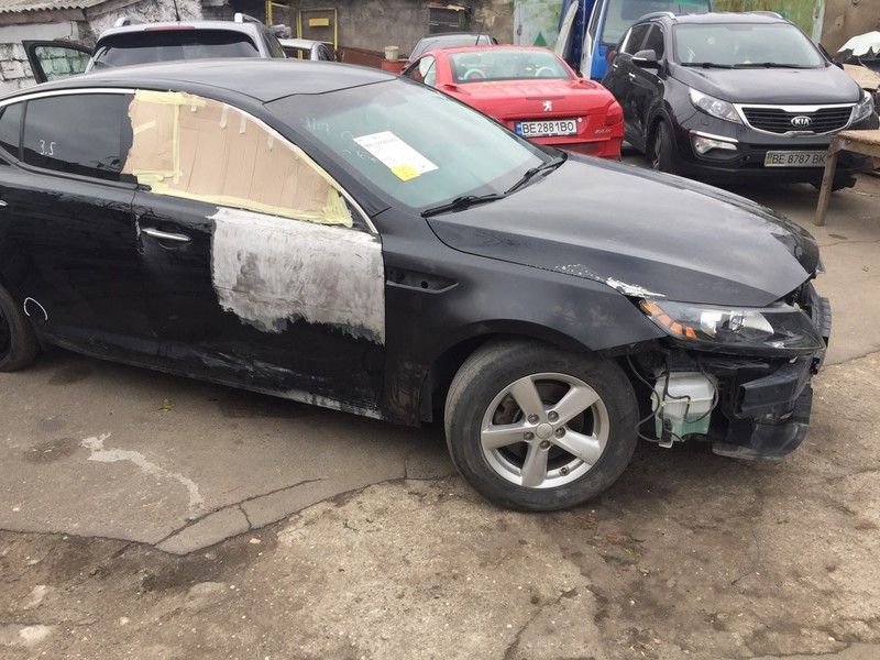 Фара передня права Kia Optima 3  2013  Бензин 