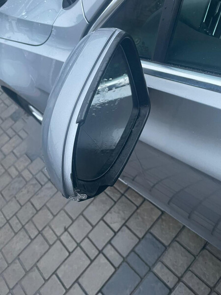 Рамка лівого дзеркала Volkswagen Passat B8  2018 универсал 2.0 Дизель Умань