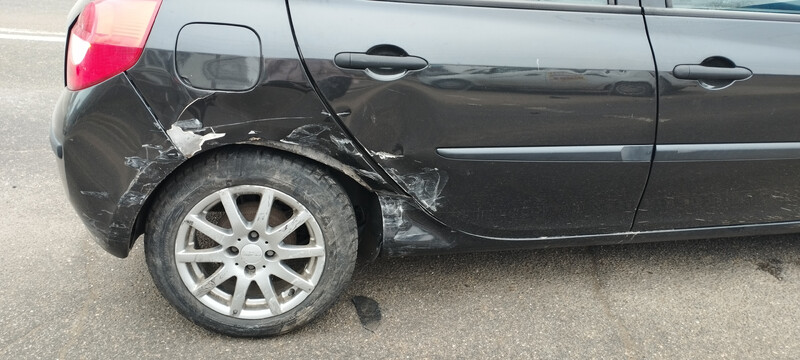 Задні праві двері Renault Clio хэтчбек 2008 г.  1.2 л бензин Кропивницкий