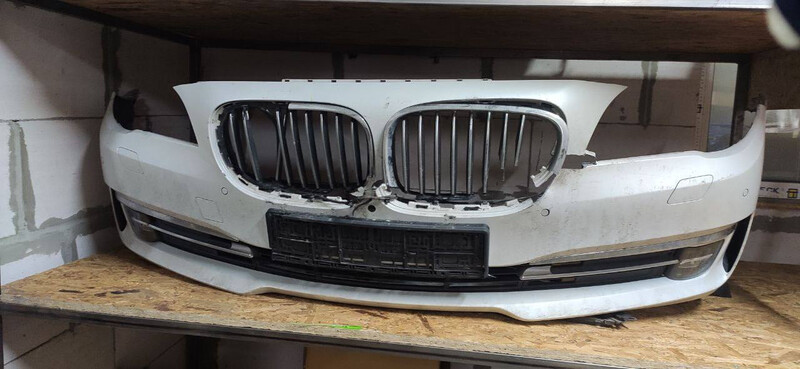 Бампер передній 51 11 7 313 945   BMW 7 Series