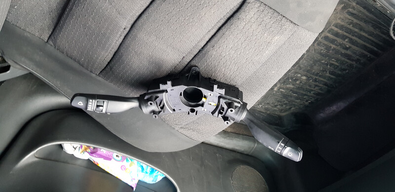 Подрулевой переключатель Hyundai Accent  2018 1.6 Бензин Днепр