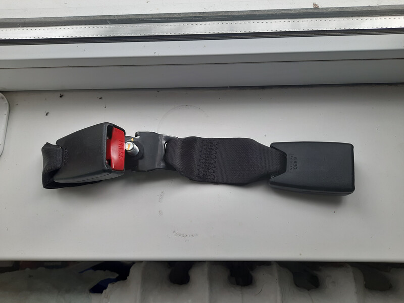 Фіксатор ременя задній правий Kia Soul  2011 