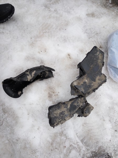 Резонатор воздушного фильтра Nissan Juke  2014 хэтчбек 1.6 Бензин Запорожье