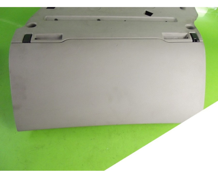 Бардачок электрический в светло-бежевом цвете Audi A6 С6 2009 универсал 2.0 Бензин Киев