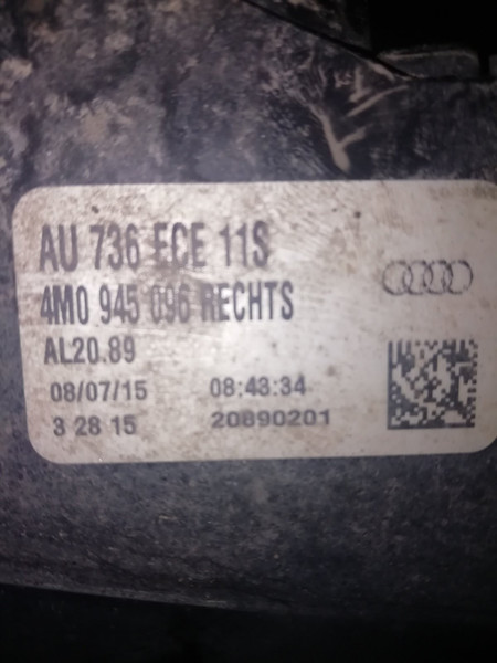Фонарь задний правый в бампер 4m0945096 Audi Q7 2016 г.  Киев