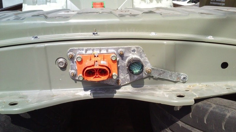 Розетка и вилка для батареи Nissan Leaf  2013 хетчбек 111.0 Электро 