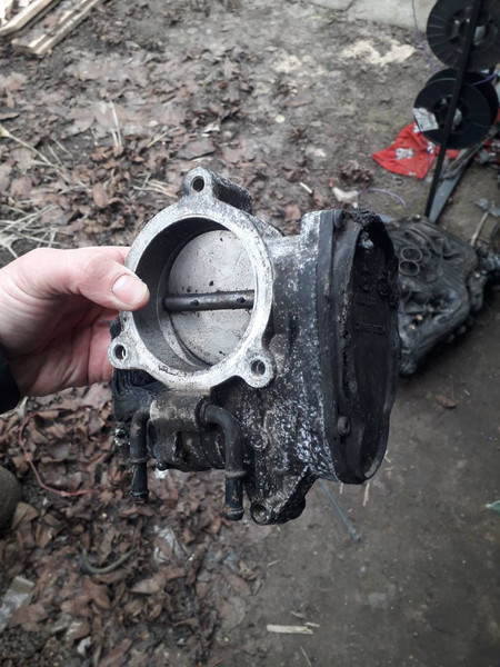 Дросельна заслінка Hyundai Grandeur 2007 р.  3.3 л бензин Вінниця