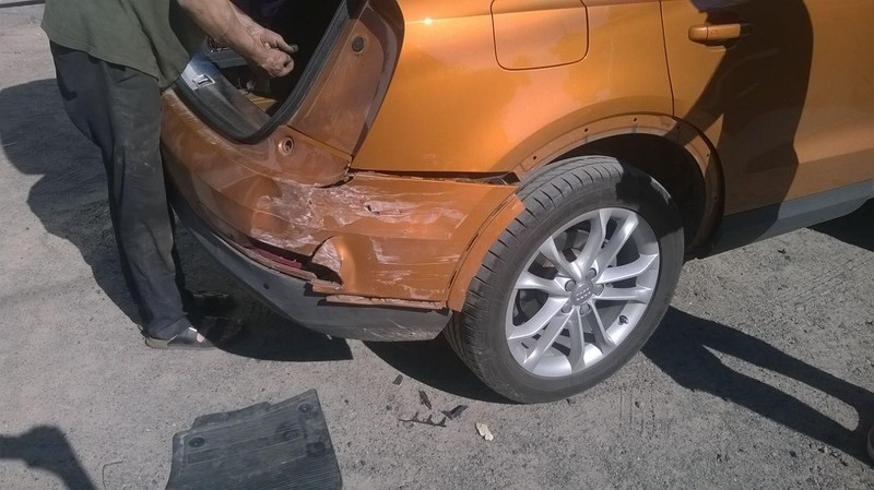 Бампер задний Audi Q3  2012 2.4 Бензин Чернигов