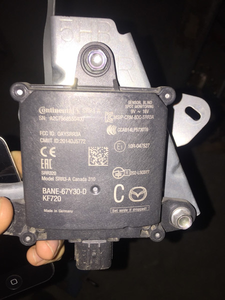 Датчик слепых зон BANE67Y30D   Mazda 3