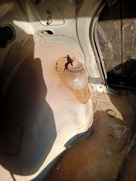 Подстаканник Daewoo Lanos 2007 г.  1.5 л бензин