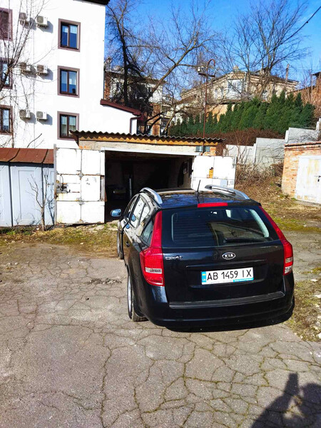 Ліхтар задній лівий Kia Cee`d універсал 2010 р.  1.4 л бензин Вінниця