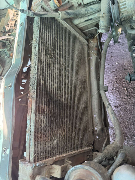 Радіатор Toyota Lite Ace 1985 р.  1.8 л дизель Ізмаїл