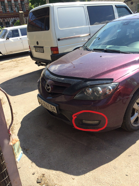 Противотуманная фара правая Mazda 3 Sport 2007 хэтчбек 2.0 Бензин Чернигов