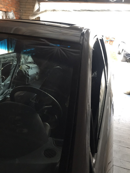 Молдинг лобового стекла Acura MDX  2008 3.7 Бензин Киев