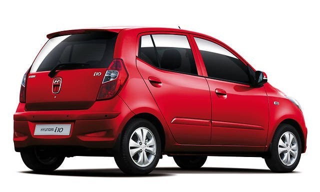 Бампер задній Hyundai i10 хетчбек 2013 р.  1.6 л бензин Рівне