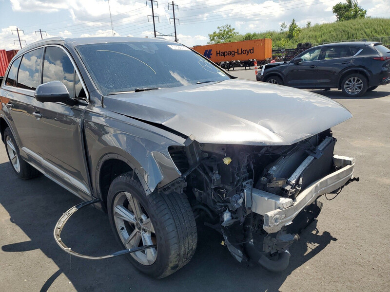 Капот Audi Q7  2021 2.0 Бензин Киев