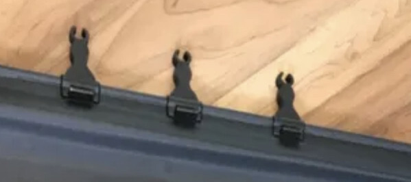 Крепление шторки багажника к подголовникам (крабы) Subaru Forester SJ  2015 універсал 2.5 Бензин 