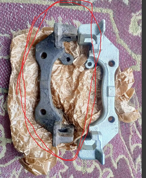 Скоба супорта задня права Volkswagen LT  2004 2.5 Дизель 