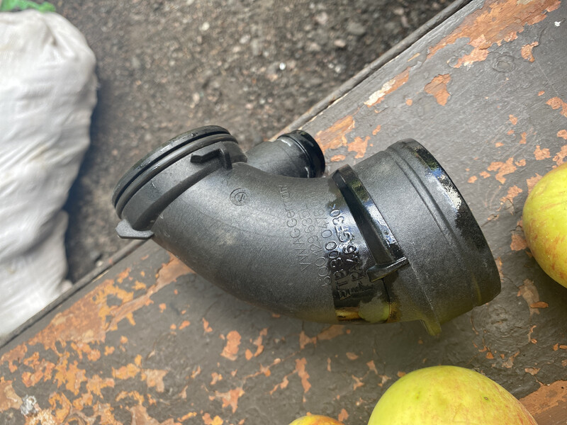 Штуцер Audi A3 2014 р.  1.8 л бензин Житомир