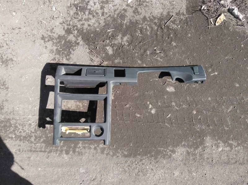 Накладка торпеды Toyota Corolla  1991 1.5 Бензин Запорожье