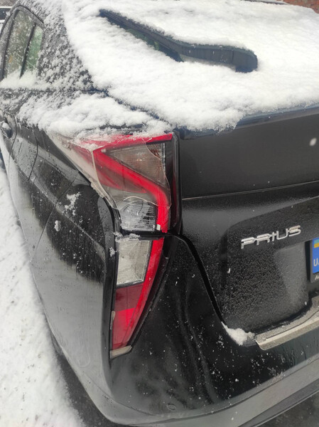 Задний фонарь левый верх и низ Toyota Prius 40  2017 хэтчбек 1.8 Бензин Харьков