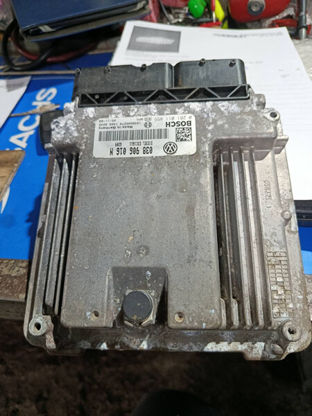 Блок управления ДВС 038906016H   Volkswagen T5 (Transporter)