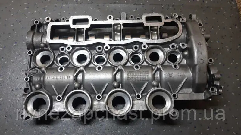 Постіль распредвалу (бугельний блок) з распредвалами Peugeot 307 1.6HDI 2005 