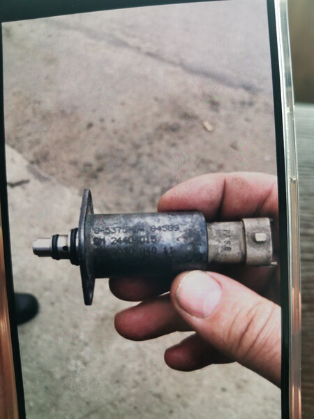 Регулятор давления топлива 815915   Opel Vectra, Opel Zafira