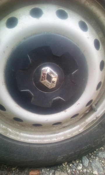 Колпачек на диск, 2 шт Renault Trafic 2  2008 2.2 Дизель Хмельницкий