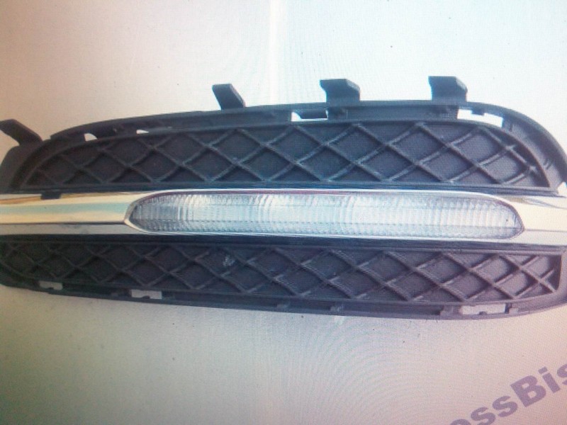 Туманка лев Mercedes E-Class 2011 г.  1.8 л бензин Славянск