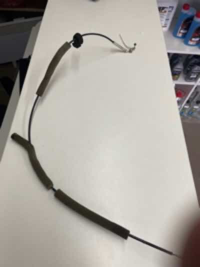 Трос замку двері Nissan Juke  2015 2.5 Бензин 