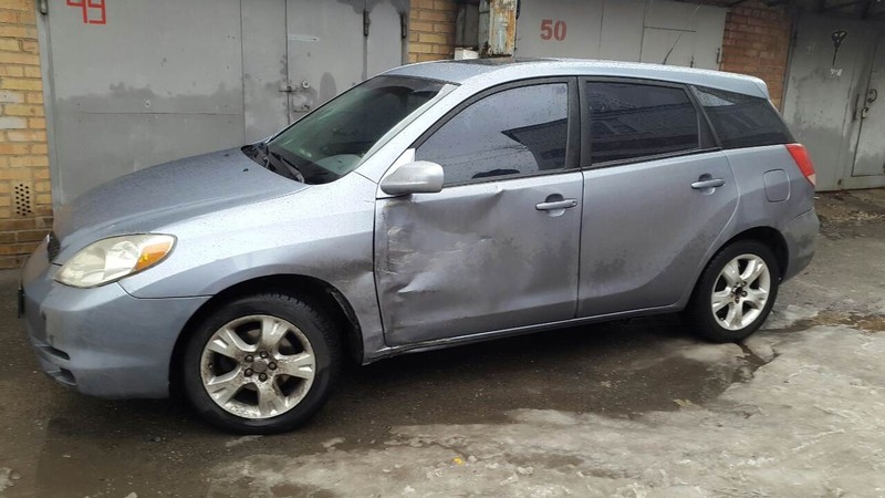 Дверь передняя левая Toyota Matrix  2006 1.6 Бензин Киев