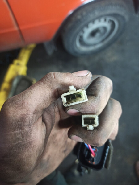 Замок двери передней левой Shuanghuan SCEO  2008 2.0 Дизель Днепр