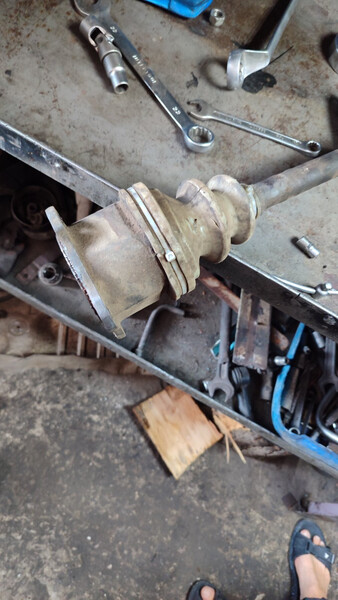 ШРУС внутренний левый Toyota Hiace  2004 2.5 Дизель Запорожье