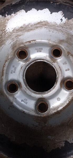 Диски стальные r-16 Volkswagen Caddy 3  2012 універсал 2.2 Дизель 