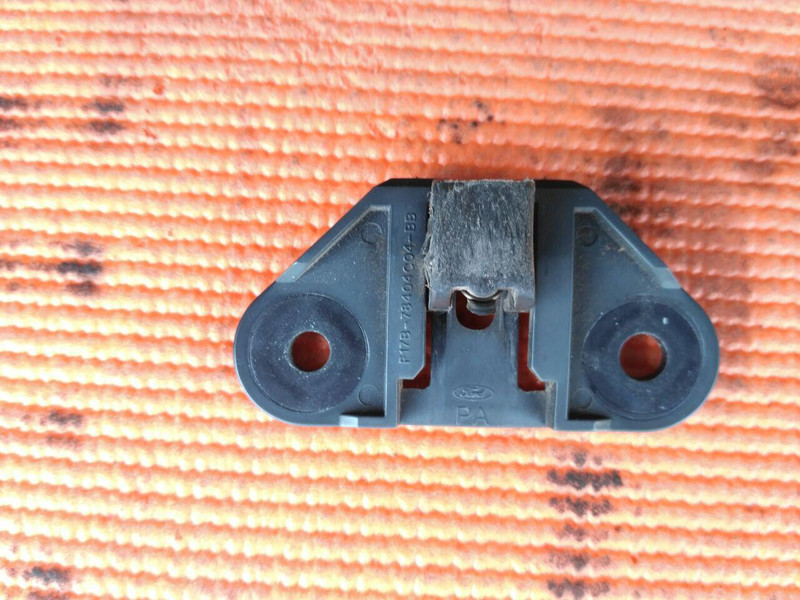 Опорная планка на ляду Ford Transit 2003 г.  2.0 л дизель Житомир