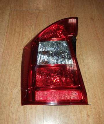 Выключатель фонаря сигнала торможения Kia Carens 3 универсал 2008 г.  2.0 л бензин Днепропетровск