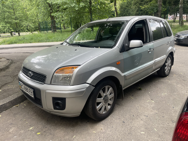 Двери передние Ford Fusion  2010 хэтчбек 1.6 Бензин 