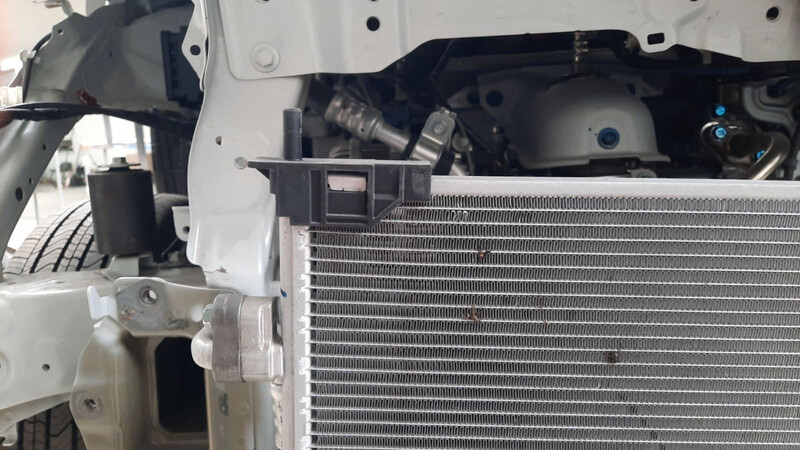 Кронштейн радиатора кондиционера Honda HR-V  2019 1.8 Бензин Одесса