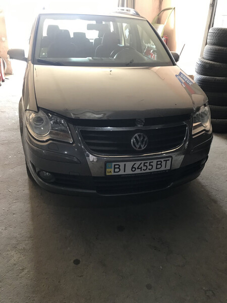 Телевизор Volkswagen Touran  2009 0.1 Бензин Полтава