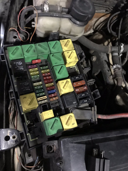 Блок запобіжників Land Rover Range Rover 1995 р.  4.0 л бензин Одеса