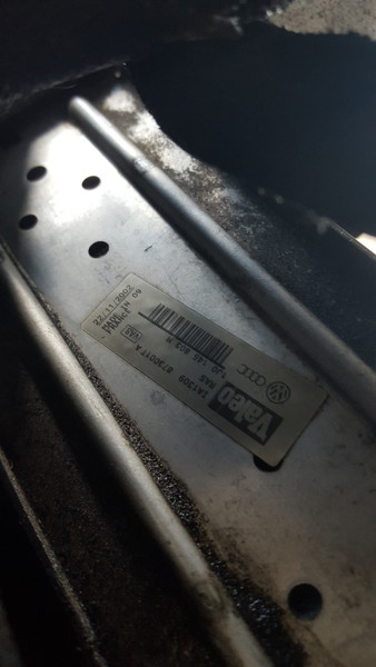 Интеркулер 1j0 145 803 m Audi A3 хэтчбек 2003 г.  1.9 л дизель Ровно