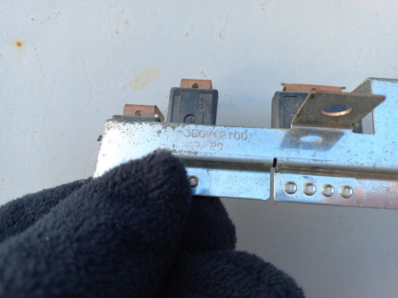 Предохранители Volkswagen Passat 2014 г.  2.0 л дизель