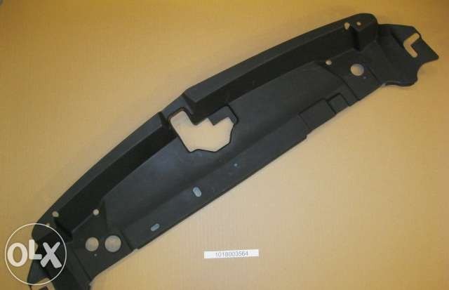 Панель замка капота Hyundai i30  2013 хэтчбек 1.4 Бензин Харьков