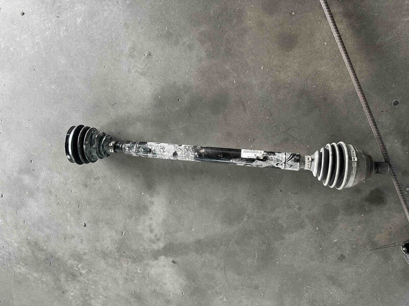 Піввісь права Volkswagen Arteon  2019 хетчбек 2.0 Бензин Львів