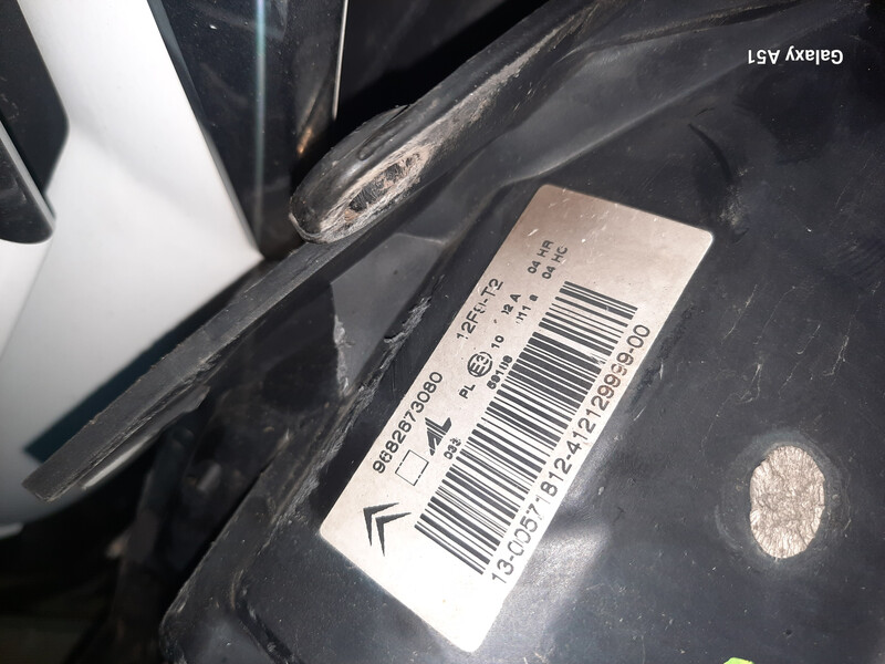 Фара передняя Citroen C3  2009 