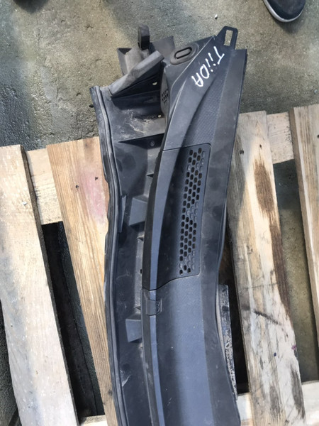 Заглушка Nissan Tiida C11  2007 хетчбек 1.8 Бензин 