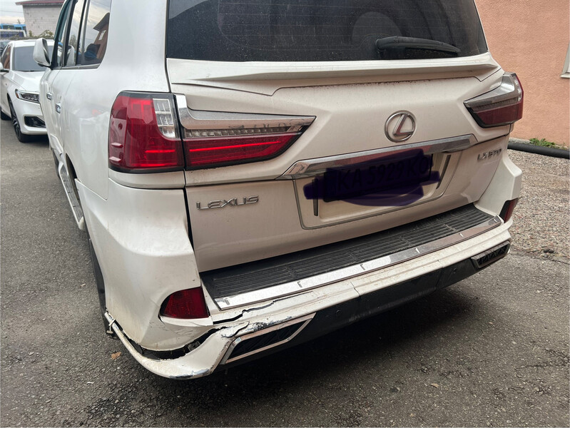 Бампер задний Lexus LX 2008 г.  5.7 л бензин Вишневое