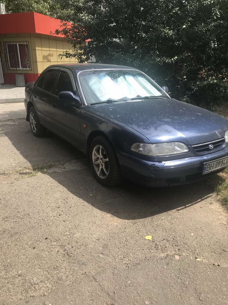 Бампер задний, бампер передний Hyundai Sonata 3  1995 2.0 Бензин Хмельницький