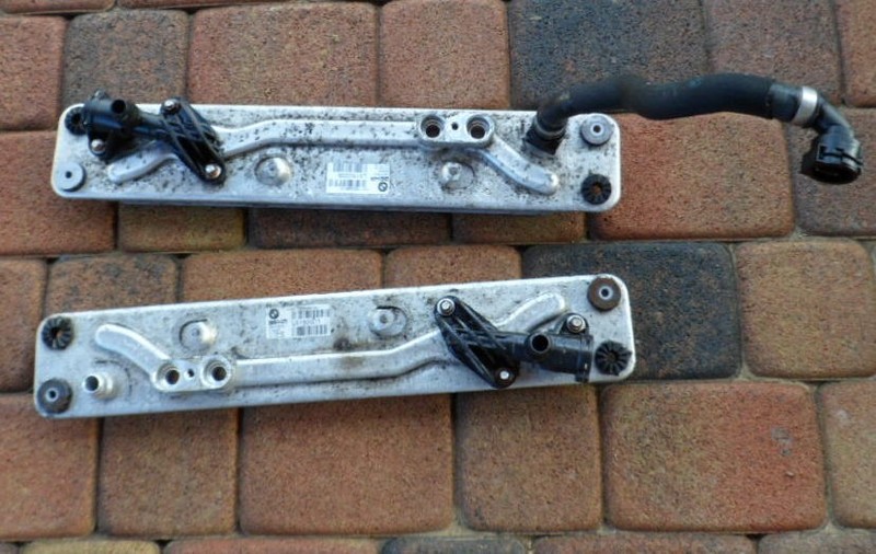 Масляный радиатор охлаждения жидкости АКПП BMW X5 E70  2011 3.5 Дизель Киев